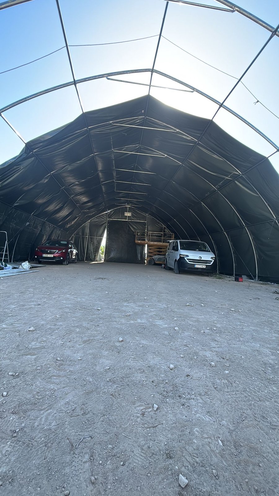 Tenda Agrícola em Almería · Vista interior