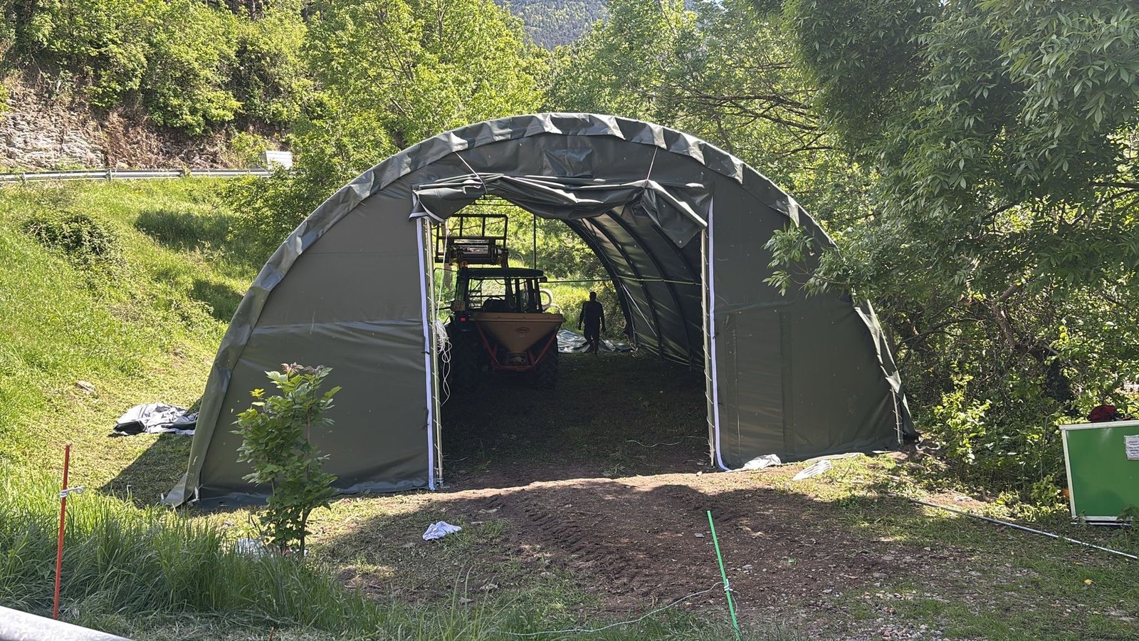 Tenda Agrícola em Huesca