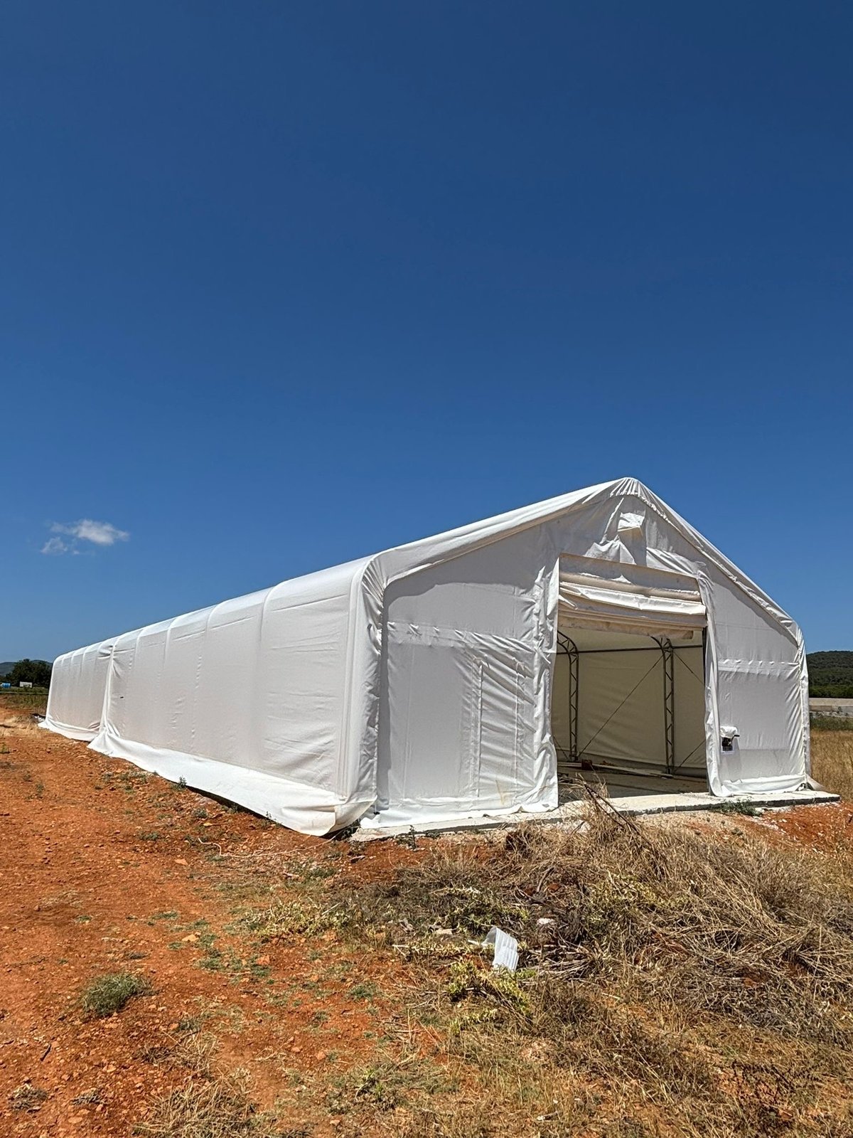 Tenda de Armazenagem em Ibiza