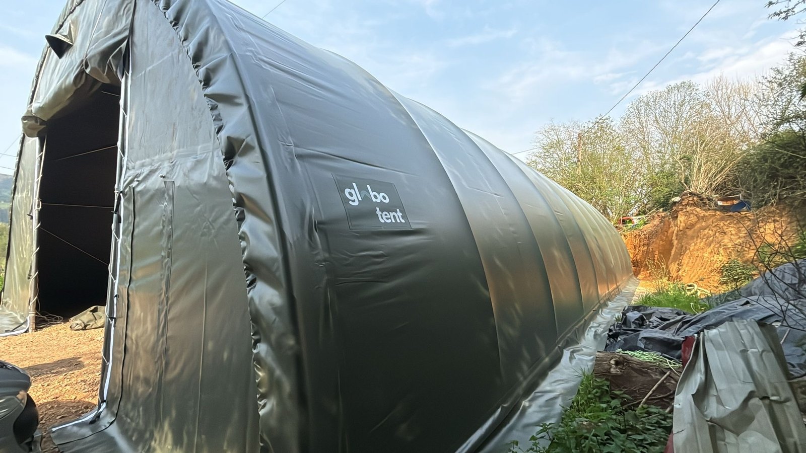Tenda Agrícola em Oviedo