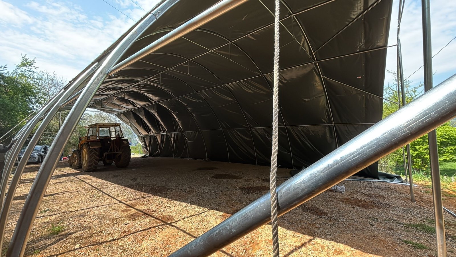 Tenda Agrícola em Oviedo