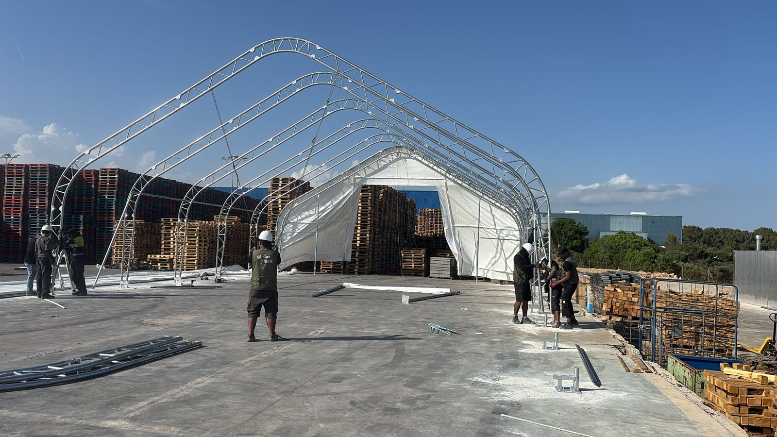 Tenda de Armazenagem em Valls