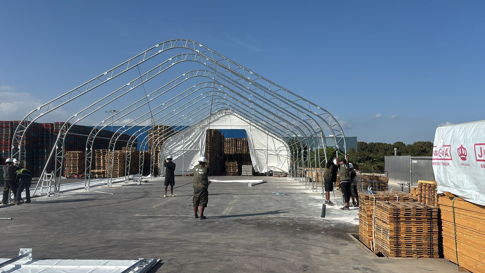 Tenda de Armazenagem em Valls